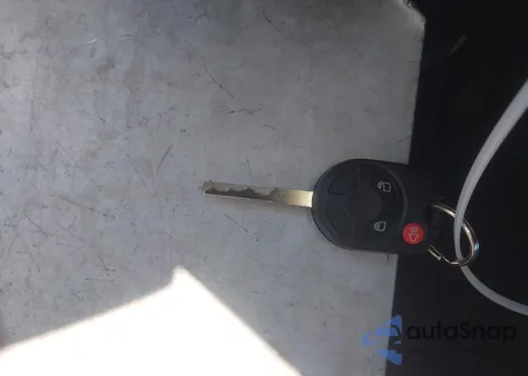 2016 Ford Escape S z USA, uszkodzony, nr VIN 1FMCU0F73GUB99436